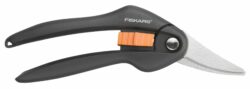 Ножницы универсальные FISKARS Single Step (111270) купить в сети строительных магазинов Мастак